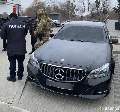 Група людей вимагала вигаданий борг в чоловіка на Рівненщині — поліція області Група людей вимагала вигаданий борг в чоловіка на Рівненщині — поліція області