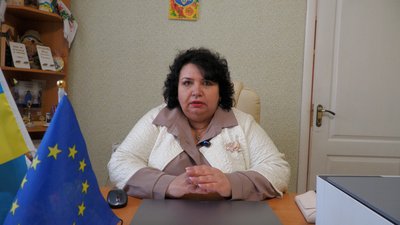Пішки під обстрілами: як соціальні працівники у Дружківці допомагають літнім людям виживати Пішки під обстрілами: як соціальні працівники у Дружківці допомагають літнім людям виживати