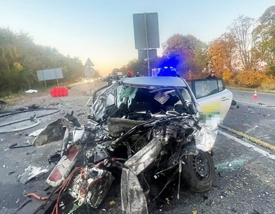 Поблизу Житомира у ДТП загинули троє людей Поблизу Житомира у ДТП загинули троє людей