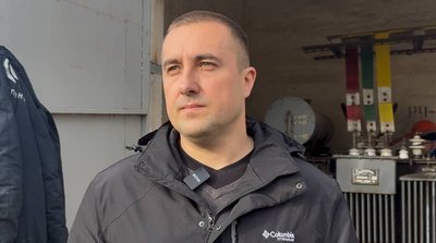“Все летить, і КАБи, і дрони”: як працюють енергетики з Глухова на прикордонні “Все летить, і КАБи, і дрони”: як працюють енергетики з Глухова на прикордонні