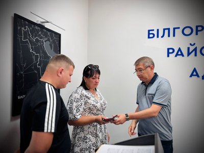 На Одещині родинам загиблих військовослужбовців вручили державні нагороди На Одещині родинам загиблих військовослужбовців вручили державні нагороди