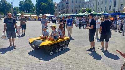 Наземний дрон Наземний дрон