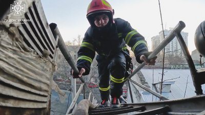 Рятував людей після атак РФ: історія 20-річного рятувальника з Одещини Рятував людей після атак РФ: історія 20-річного рятувальника з Одещини