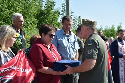 Посмертно нагородили відзнаками військових з Рівненщини Посмертно нагородили відзнаками військових з Рівненщини