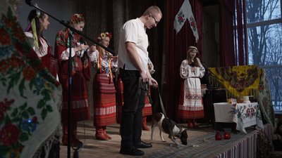 Ворожили на долю та куштували калиту: у вінницькому коледжі влаштували Андріївські вечорниці
