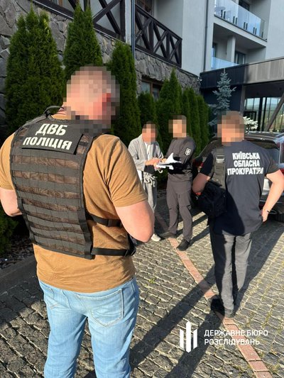 Привласнив кошти на будівництво пожежного депо: підозрюють екскерівника ДСНС Київщини Привласнив кошти на будівництво пожежного депо: підозрюють екскерівника ДСНС Київщини