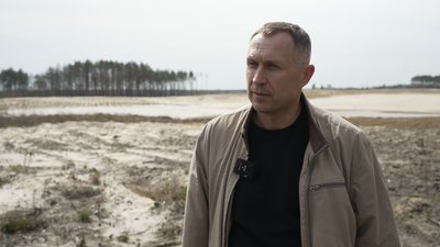 "Нещадно знищили": як відновлюють ліс після найбільшої в Україні незаконної вирубки на Рівненщині "Нещадно знищили": як відновлюють ліс після найбільшої в Україні незаконної вирубки на Рівненщині