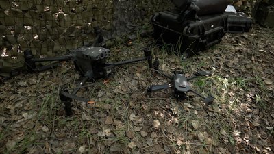 Кордон біля Чернігівщини: як несуть службу пілоти БпЛА Кордон біля Чернігівщини: як несуть службу пілоти БпЛА
