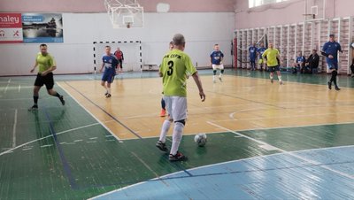 У Сумах ветерани футзалу завершили друге коло та стартували в третьому У Сумах ветерани футзалу завершили друге коло та стартували в третьому