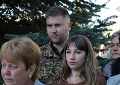 На Тернопільщині відкрили стелу пам'яті на честь загиблих односельців На Тернопільщині відкрили стелу пам'яті на честь загиблих односельців