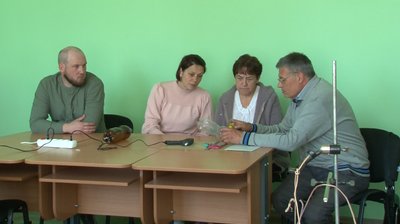 Виділяли молекулу ДНК банана: у Черкасах провели майстеркласи до Дня науки Виділяли молекулу ДНК банана: у Черкасах провели майстеркласи до Дня науки