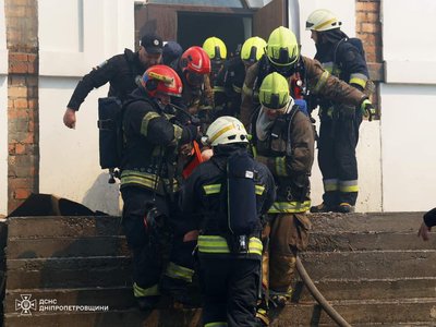 У Дніпрі внаслідок пожежі на території храму загинула людина У Дніпрі внаслідок пожежі на території храму загинула людина