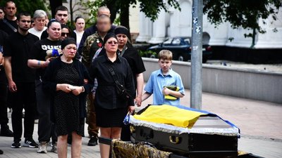 На Чернігівщині попрощалися з захисниками України Сергієм Дорошевичем та Олександром Киселем На Чернігівщині попрощалися з захисниками України Сергієм Дорошевичем та Олександром Киселем