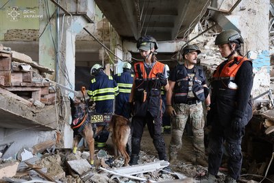 У Полтаві завершили розбір завалів на місці ракетного обстрілу 3 вересня У Полтаві завершили розбір завалів на місці ракетного обстрілу 3 вересня