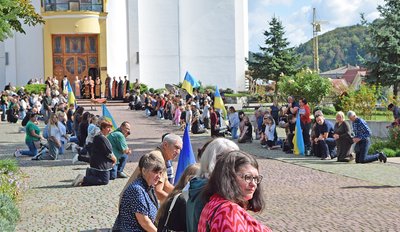 церква, похорон, зустріч тіла, на щиті, сергій ленчишин, чортків церква, похорон, зустріч тіла, на щиті, сергій ленчишин, чортків