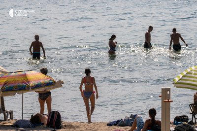 Відпочинок біля моря та в міському саду: фотозамальовка серпневого ранку в Одесі Відпочинок біля моря та в міському саду: фотозамальовка серпневого ранку в Одесі