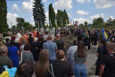 похорон, тернопіль, микулинецький цинтар похорон, тернопіль, микулинецький цинтар