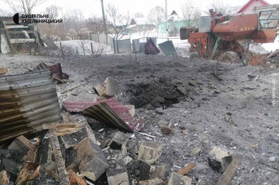 Внаслідок російської атаки пошкоджено житлові будинки на Хмельниччині, 7 лютого 2026 року Внаслідок російської атаки пошкоджено житлові будинки на Хмельниччині, 7 лютого 2026 року