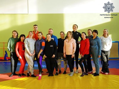 Учасниці курсів самооборони у Борисполі Учасниці курсів самооборони у Борисполі