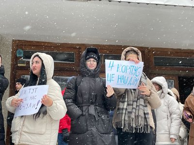 акція протесту, фаховий коледж імені Крушельницької, забрати приміщення акція протесту, фаховий коледж імені Крушельницької, забрати приміщення