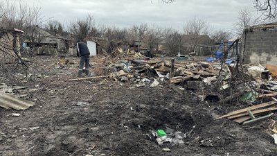 Наслідки обстрілу Олександрівка Донецька область 3 січня 2026 рік Наслідки обстрілу Олександрівка Донецька область 3 січня 2026 рік