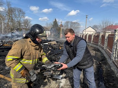 Згоріла сторічна дерев'яна церква Згоріла сторічна дерев'яна церква