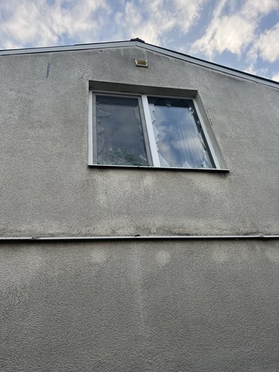 У Дергачах дрон ударив по території дитячого будинку сімейного типу