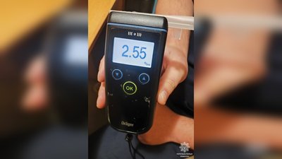 Перевищив норму майже у 13 разів: водій у Кременчуці сів за кермо напідпитку Перевищив норму майже у 13 разів: водій у Кременчуці сів за кермо напідпитку