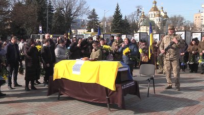 З військовим Василем Нагорним попрощалися у Рівному З військовим Василем Нагорним попрощалися у Рівному