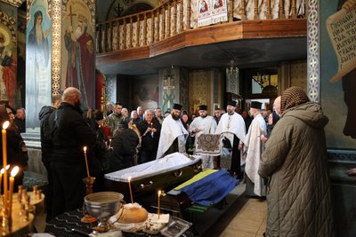 У Луцьку попрощалися з головним сержантом Сергієм Макаруком У Луцьку попрощалися з головним сержантом Сергієм Макаруком