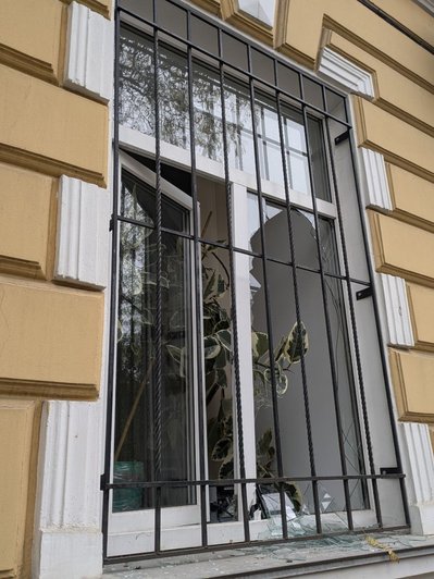 У центрі Одеси через атаку РФ пошкоджена амбулаторія