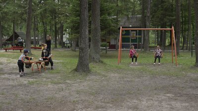 Майстер-класи, спортивні ігри та екскурсії: на Вінниччині стартував табір для переселенців Майстер-класи, спортивні ігри та екскурсії: на Вінниччині стартував табір для переселенців