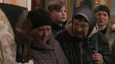 У Сумах поховали бійця Олександра Литвиненка У Сумах поховали бійця Олександра Литвиненка