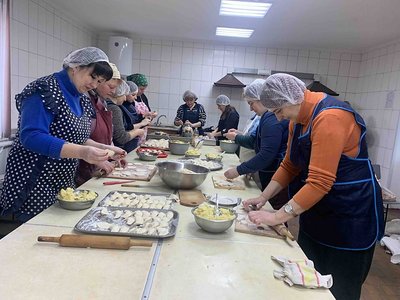 Допомога фронту: як навчальний заклад на Хмельниччині виховує патріотів Допомога фронту: як навчальний заклад на Хмельниччині виховує патріотів