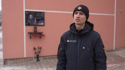 Піротехнік Олександр Осадчий розміновує Харківщину, розмінування території, піротехнік з Тернопільщини, 6 лютого 2026 року Піротехнік Олександр Осадчий розміновує Харківщину, розмінування території, піротехнік з Тернопільщини, 6 лютого 2026 року