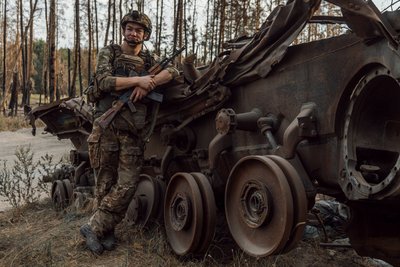 Будні на фронті: історії командувача розрахунку ПТРК "Корсар" Андрія Кирильчука Будні на фронті: історії командувача розрахунку ПТРК "Корсар" Андрія Кирильчука
