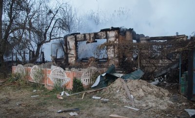 "Уся вулиця горіла": місцеві жителі про обстріл села Перемога на Сумщині "Уся вулиця горіла": місцеві жителі про обстріл села Перемога на Сумщині