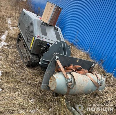 Вибухотехніки Нацполіції знешкодили близько 40 бойових частин крилатих ракет Вибухотехніки Нацполіції знешкодили близько 40 бойових частин крилатих ракет