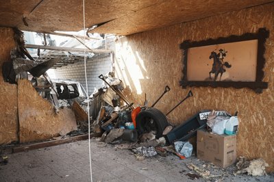 Гараж, який був пошкоджениий внаслідок атаки РФ у Салтівському районі Харкова Гараж, який був пошкоджениий внаслідок атаки РФ у Салтівському районі Харкова