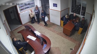 Теракт у Чернігові: росіяни хотіли підірвати у відділку поліції 15-річну дівчину з Києва Теракт у Чернігові: росіяни хотіли підірвати у відділку поліції 15-річну дівчину з Києва