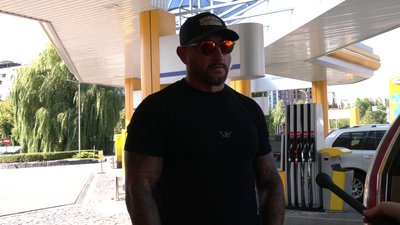 «За ніч — плюс півтори гривні»: як змінюються ціни на пальне на АЗС у Рівному «За ніч — плюс півтори гривні»: як змінюються ціни на пальне на АЗС у Рівному