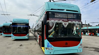Шість нових тролейбусів виїдуть на маршрути Хмельницького