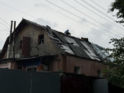 «Сусіди кричали»: очевидці про удар двома КАБами по околиці Сум
