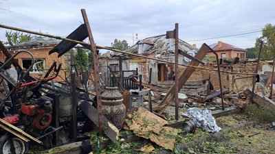 "Шахед" впав на будинок. У Кропивницькому внаслідок удару дрона пошкоджені 19 будівель "Шахед" впав на будинок. У Кропивницькому внаслідок удару дрона пошкоджені 19 будівель