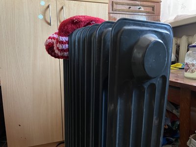 Як херсонці планують пережити зиму у розбитих російськими обстрілами оселях Як херсонці планують пережити зиму у розбитих російськими обстрілами оселях