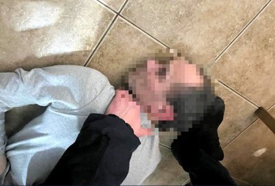 Теракт у Житомирі: правоохоронці затримали чоловіків, ймовірно причетних до підриву вибухівки під будівлею поліції Теракт у Житомирі: правоохоронці затримали чоловіків, ймовірно причетних до підриву вибухівки під будівлею поліції