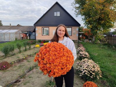 «Хочу виростити багато квітів перемоги»: квіткарка з Житомирщини розвиває власну справу, поки чоловік на фронті «Хочу виростити багато квітів перемоги»: квіткарка з Житомирщини розвиває власну справу, поки чоловік на фронті