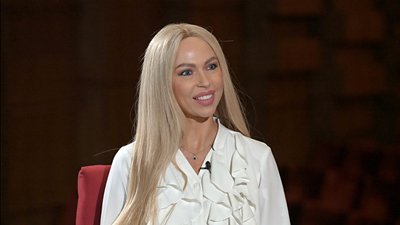 "Я пройшла тільки половину шляху": інтерв'ю з волинською артисткою Софією Матюшенко