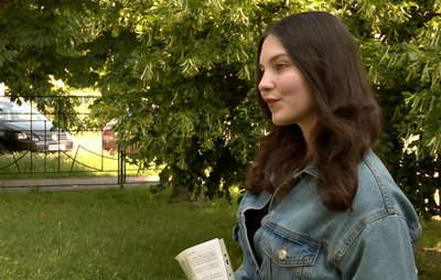 "Поклала 200 гривень під п’яту і сходила в церкву": як черкаські випускники шкіл складають НМТ "Поклала 200 гривень під п’яту і сходила в церкву": як черкаські випускники шкіл складають НМТ