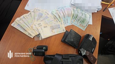 Погрожували мобілізацією працівників: на Одещині правоохоронців підозрюють у вимаганні грошей з підприємців Погрожували мобілізацією працівників: на Одещині правоохоронців підозрюють у вимаганні грошей з підприємців